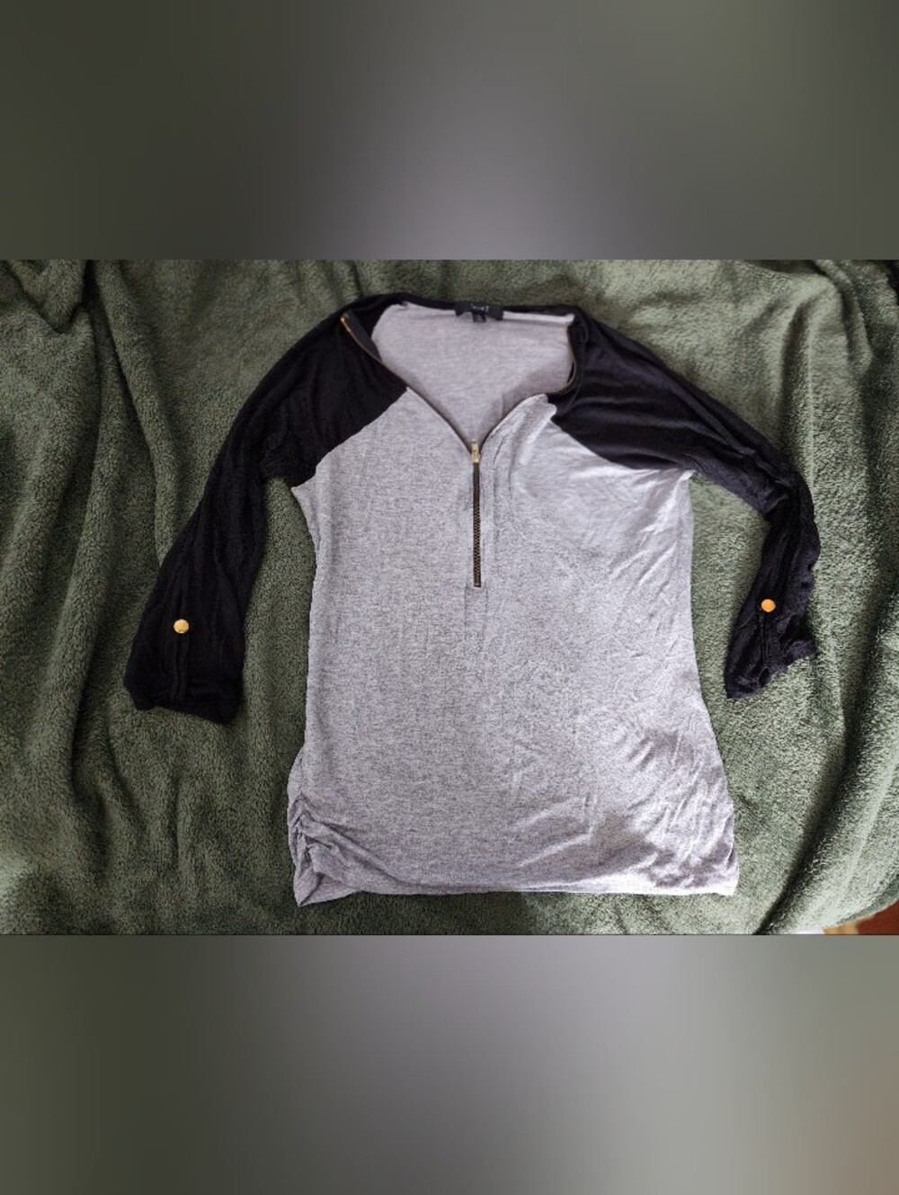 love J Heather Gray and Black Zip-Front Long Sleeve Tee